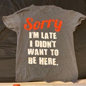 t shirt not sure on size either small or medium